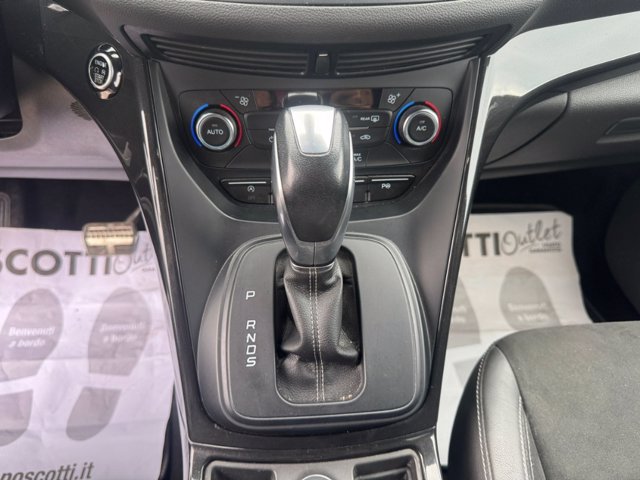 FORD Kuga 1.5 TDCI 120 CV S&S 2WD Powershift ST-Line