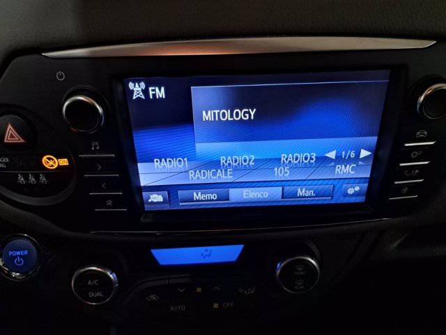 TOYOTA Yaris 5p 1.5h cool