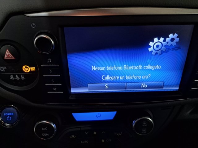 TOYOTA Yaris 5p 1.5h cool