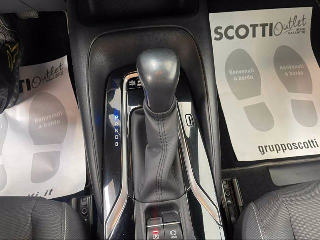 TOYOTA Corolla 1.8h active cvt