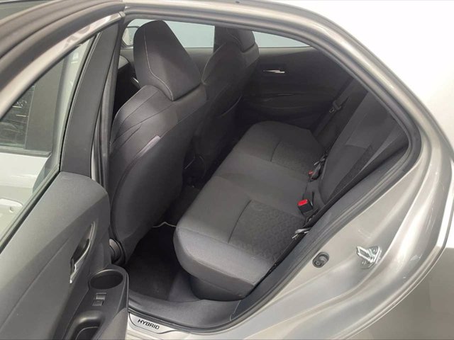 TOYOTA Corolla 1.8h active cvt