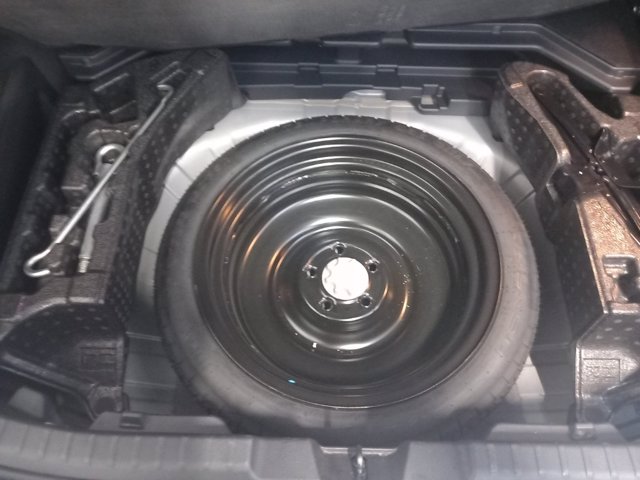 TOYOTA Corolla Active 1.8 Hybrid