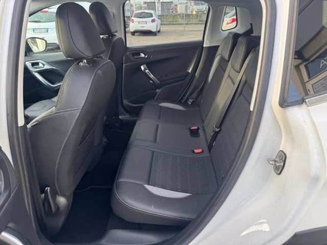 PEUGEOT 2008 1.6 bluehdi allure 100cv