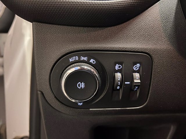 OPEL Crossland x 1.2 innovation 81cv