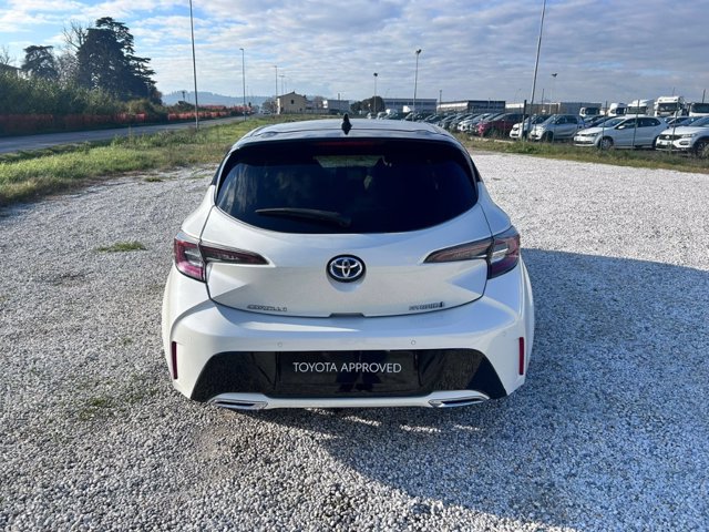 TOYOTA Corolla 2.0 Hybrid Lounge