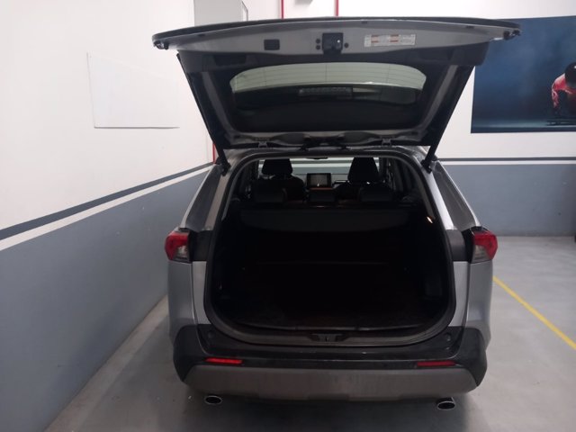 TOYOTA Rav4 2.5 vvt-ie h lounge 2wd 218cv e-cvt