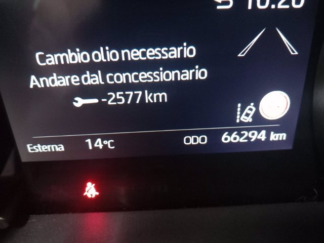 TOYOTA Yaris 1.5h trend