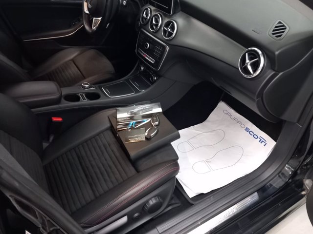 MERCEDES Cla shooting brake 200 d premium auto fl