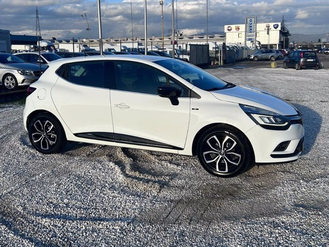 RENAULT Clio 0.9 tce Moschino Intens Gpl 90cv