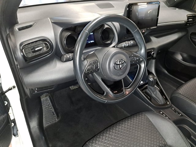 TOYOTA Yaris 1.5 Hybrid 5 porte Lounge