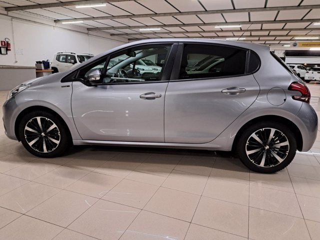 PEUGEOT 208 5p 1.2 puretech active s&s 82cv my18