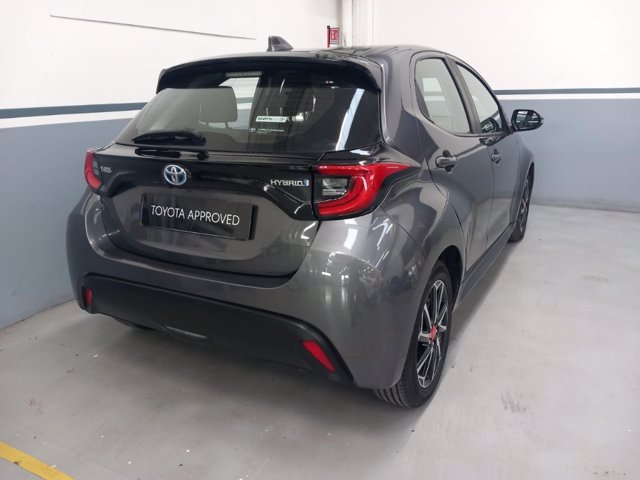TOYOTA Yaris 1.5h trend