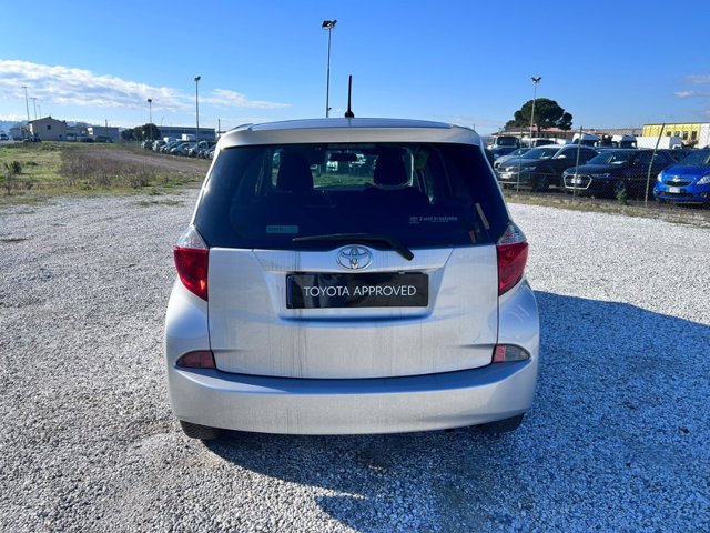 TOYOTA Verso-s 1.3 active (mt)