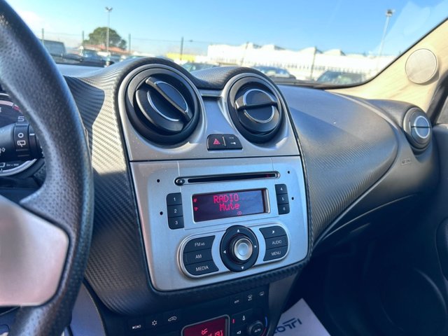 ALFA ROMEO Mito 1.3 jtdm-2 distinctive s&s 95cv