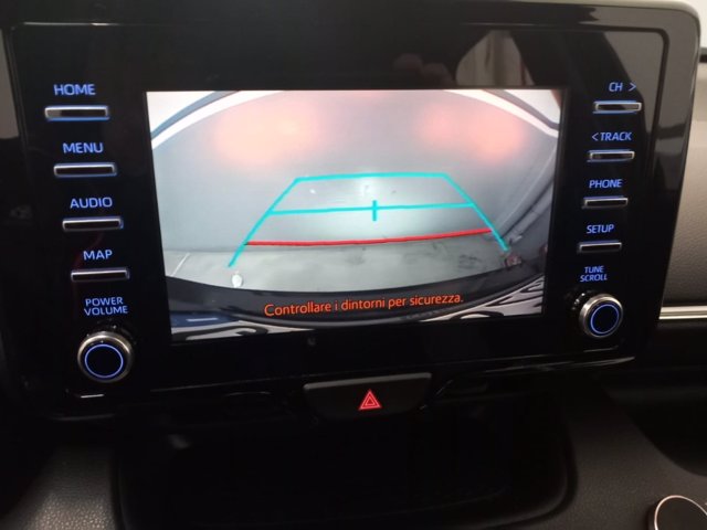 TOYOTA Yaris 1.5h trend