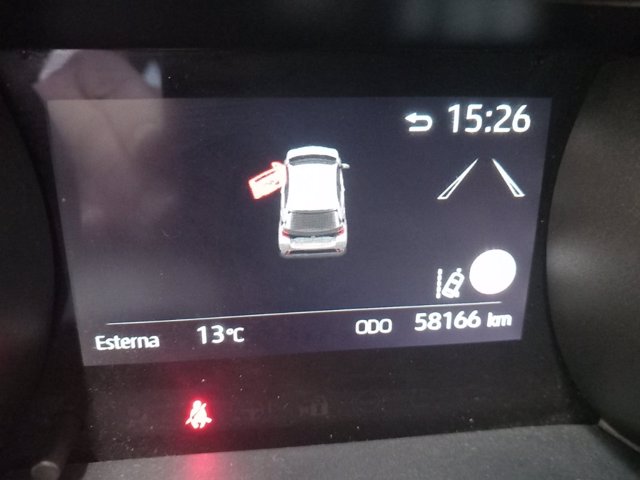 TOYOTA Yaris 1.5h trend