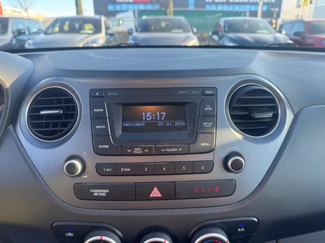 HYUNDAI I10 1.0 login