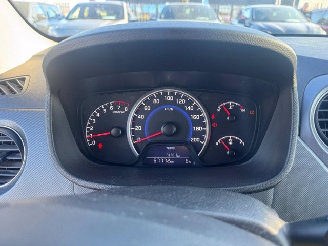 HYUNDAI I10 1.0 login