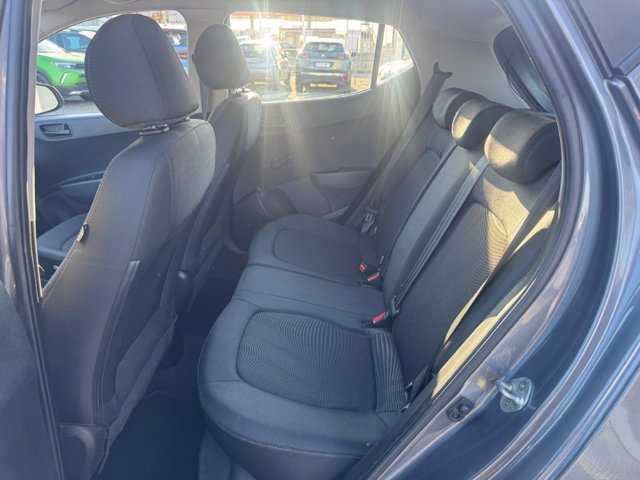 HYUNDAI I10 1.0 login