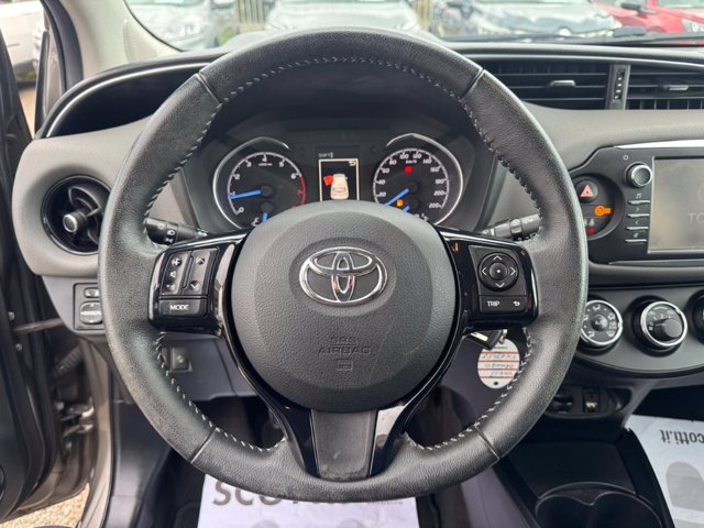 TOYOTA Yaris 5p 1.0 active