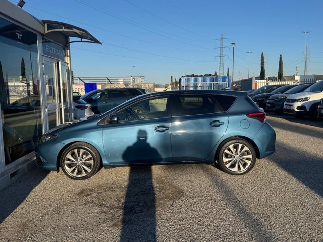 TOYOTA Auris 1.6 d-4d lounge