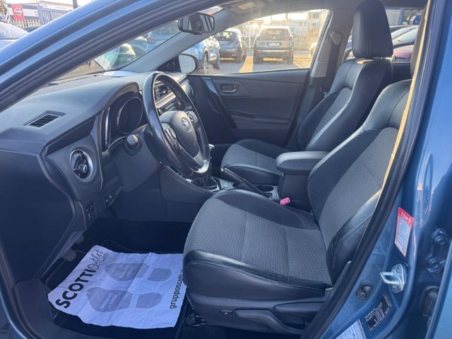 TOYOTA Auris 1.6 d-4d lounge