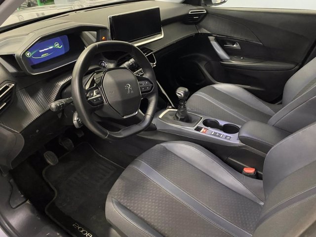 PEUGEOT 2008 1.2 puretech allure navi pack s&s 130cv