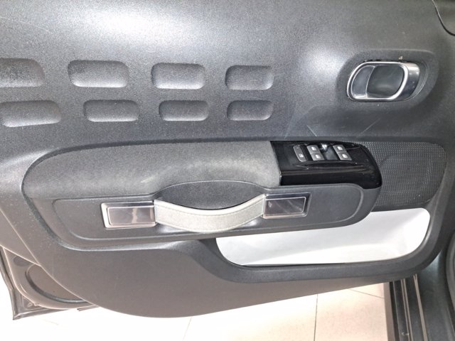 CITROEN C3 1.2 puretech shine s&s 110cv