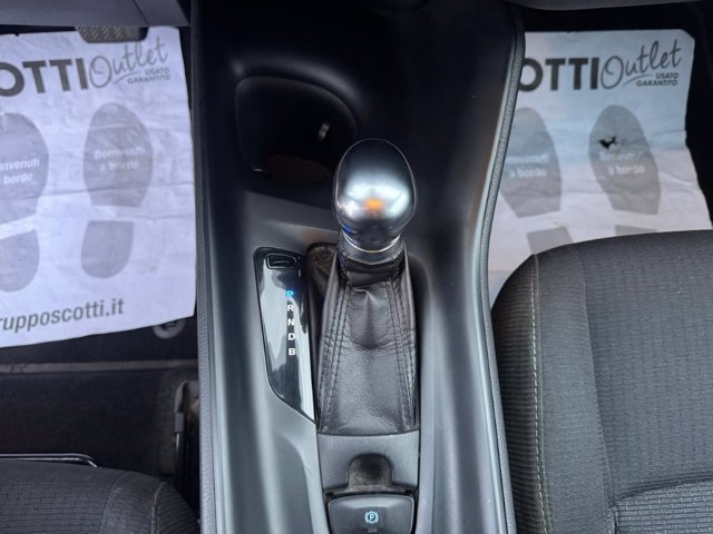 TOYOTA C-hr 1.8h active 2wd e-cvt