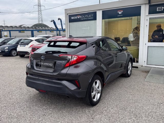 TOYOTA C-hr 1.8h active 2wd e-cvt