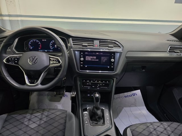 VOLKSWAGEN Tiguan 1.5 tsi elegance 150cv dsg