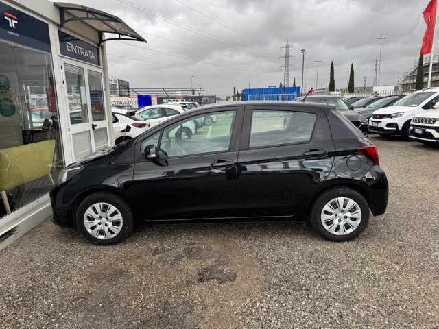 TOYOTA Yaris 1.0 5 porte