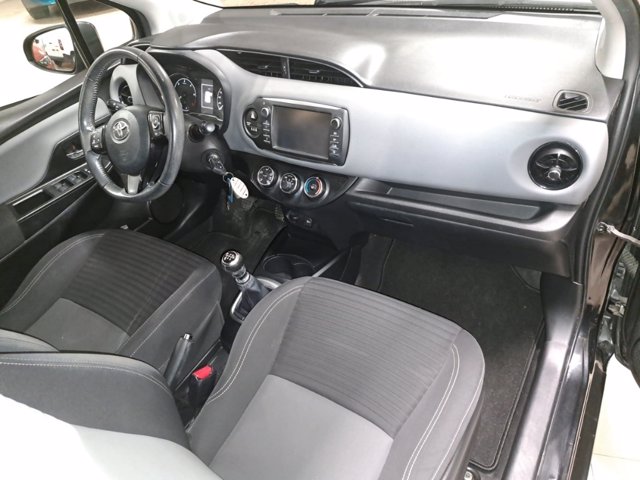 TOYOTA Yaris 5 Porte 1.4 D-4D Active