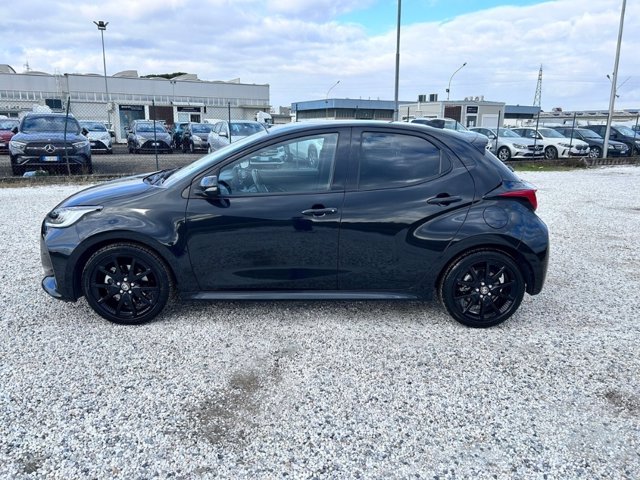 TOYOTA Yaris 1.5h lounge