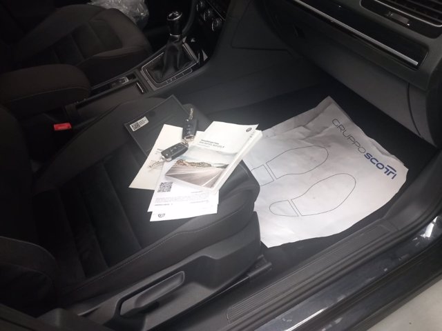 VOLKSWAGEN Golf 5p 1.6 tdi executive 115cv