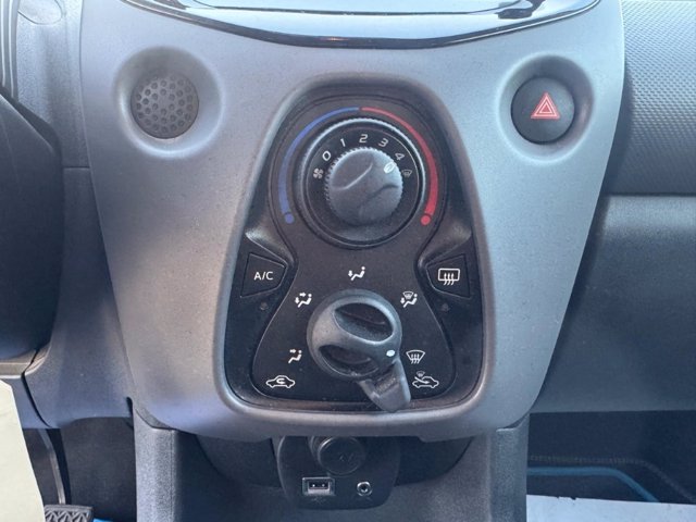 PEUGEOT 108 VTi 72 S&S 5 porte Allure