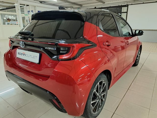 TOYOTA Yaris 1.5h style