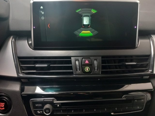 BMW 216d active tourer luxury my17