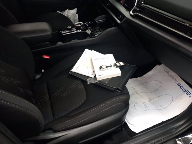 KIA Sportage 1.6 tgdi hev style auto