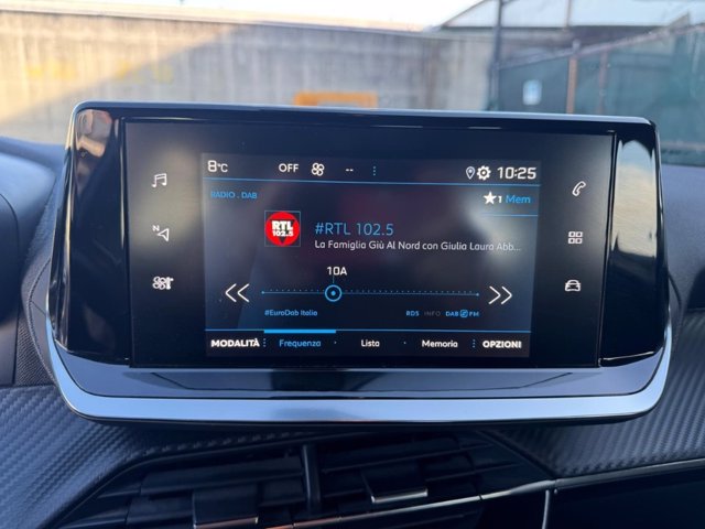 PEUGEOT 2008 BlueHDi 110 S&S Active Pack