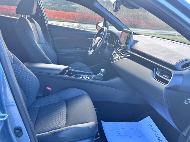 TOYOTA C-hr 1.8h trend e-cvt