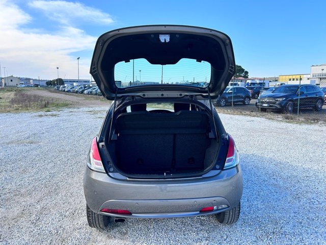 LANCIA Ypsilon 1.2 gold 69cv