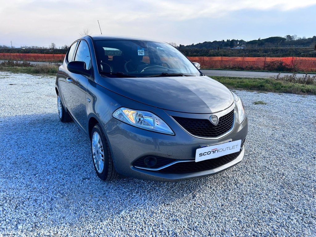 LANCIA Ypsilon 1.2 gold 69cv