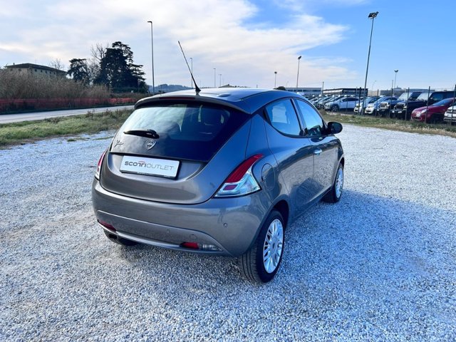 LANCIA Ypsilon 1.2 gold 69cv