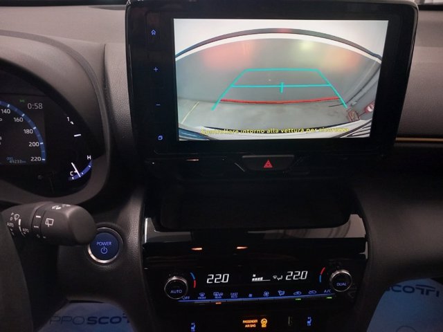 TOYOTA Yaris Cross 1.5 Hybrid 5p. E-CVT Adventure