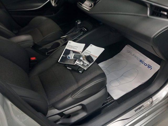 TOYOTA Corolla touring sports 2.0h style cvt