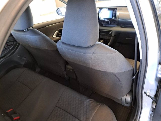 TOYOTA Yaris 1.5h active