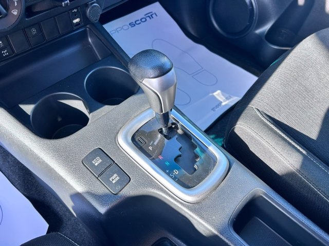 TOYOTA Hilux 2.4 d-4d double cab lounge 4wd auto