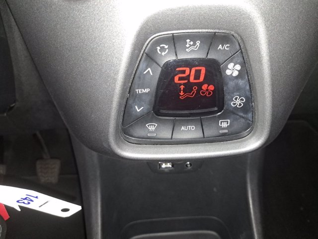 TOYOTA Aygo Connect 1.0 VVT-i 72 CV 5 porte x-play