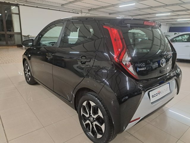 TOYOTA Aygo Connect 1.0 VVT-i 72 CV 5 porte x-play